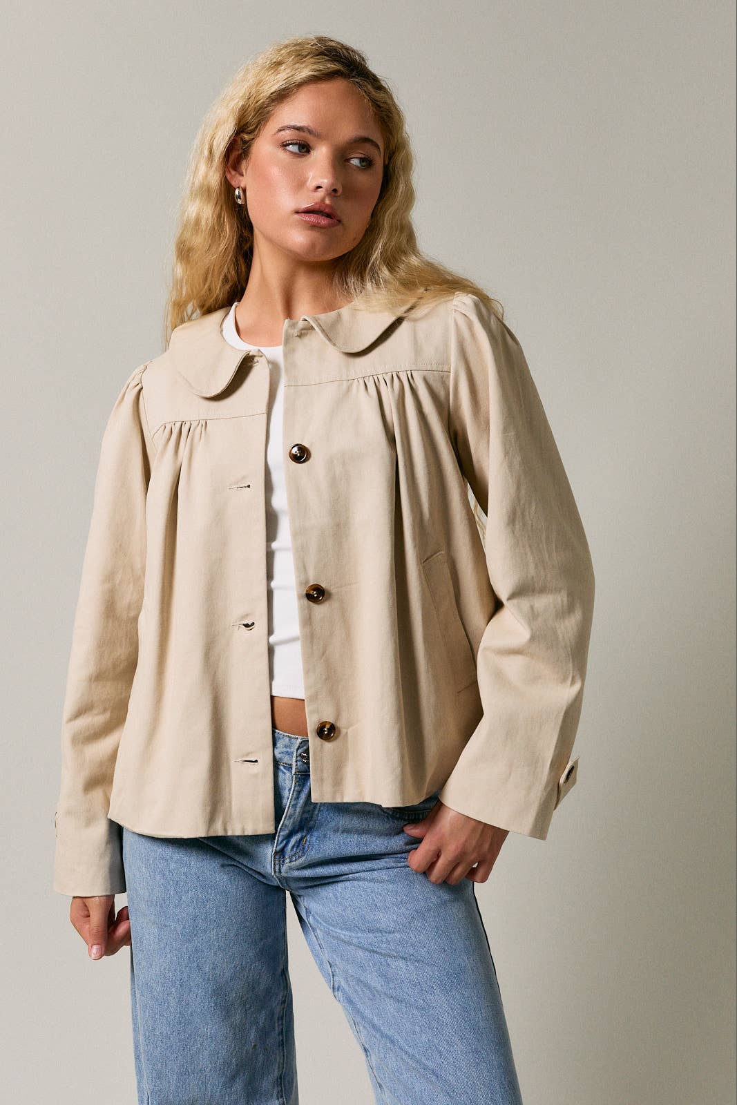 LE LIS Peter Pan Collar Ruched Jacket - Beige