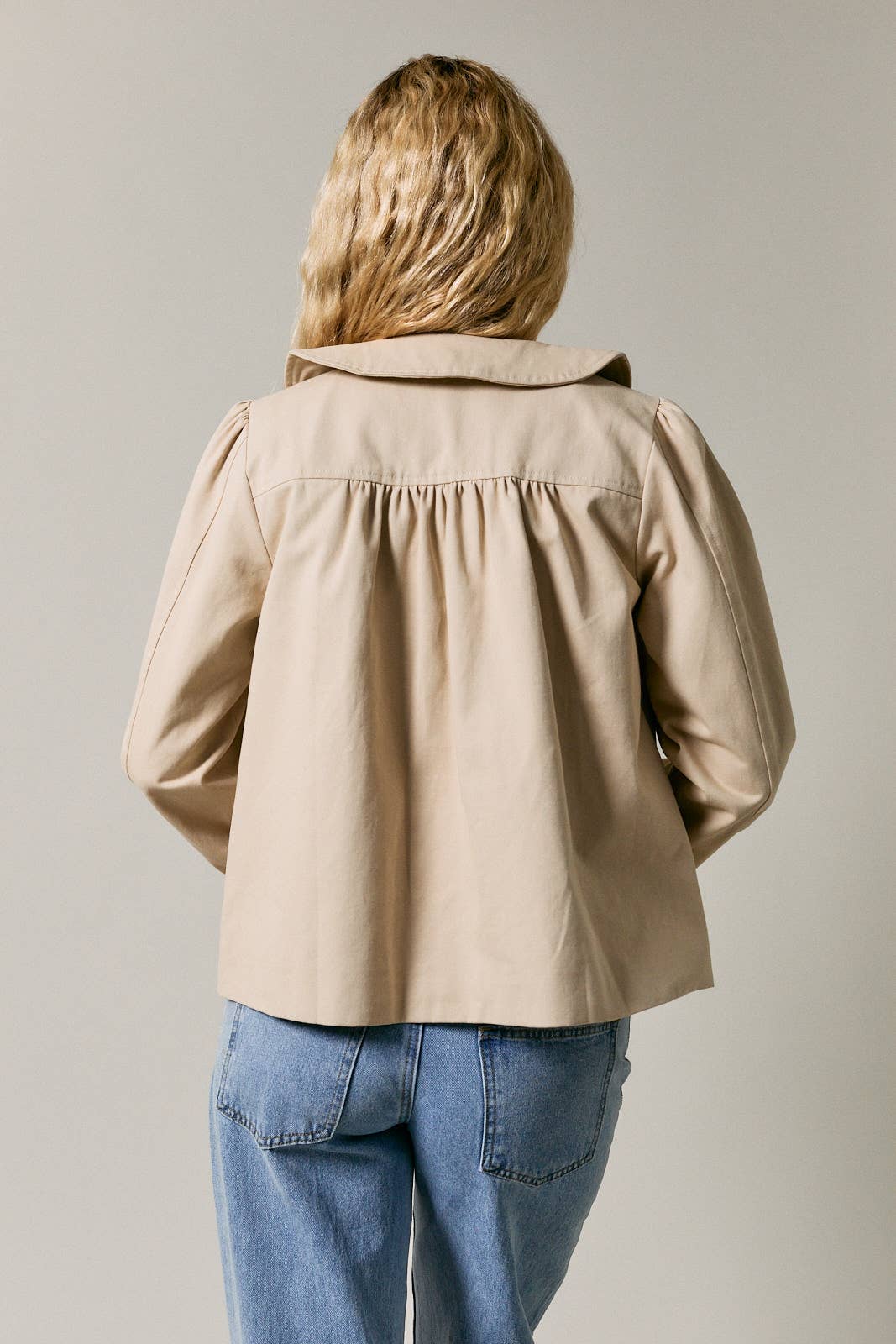 LE LIS Peter Pan Collar Ruched Jacket - Beige
