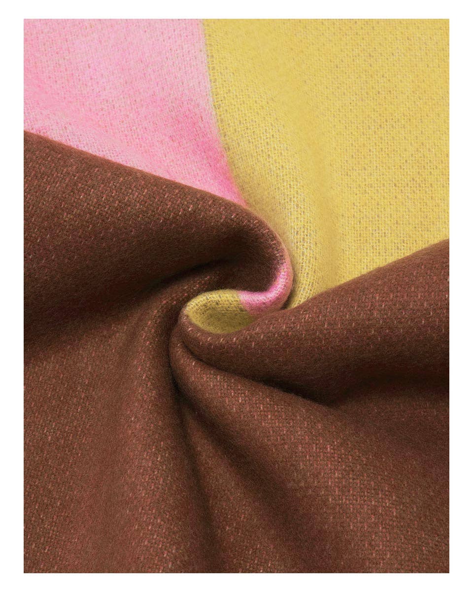 Colourblock Chevron Cashmink Scarf: Soft beige
