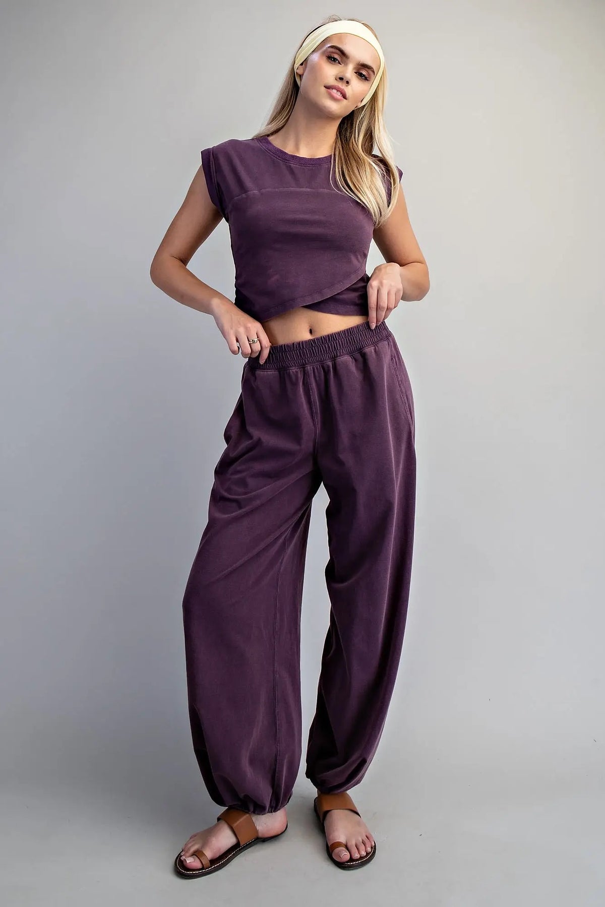 Eesome Solid Pocket Jogger-Deep Fig