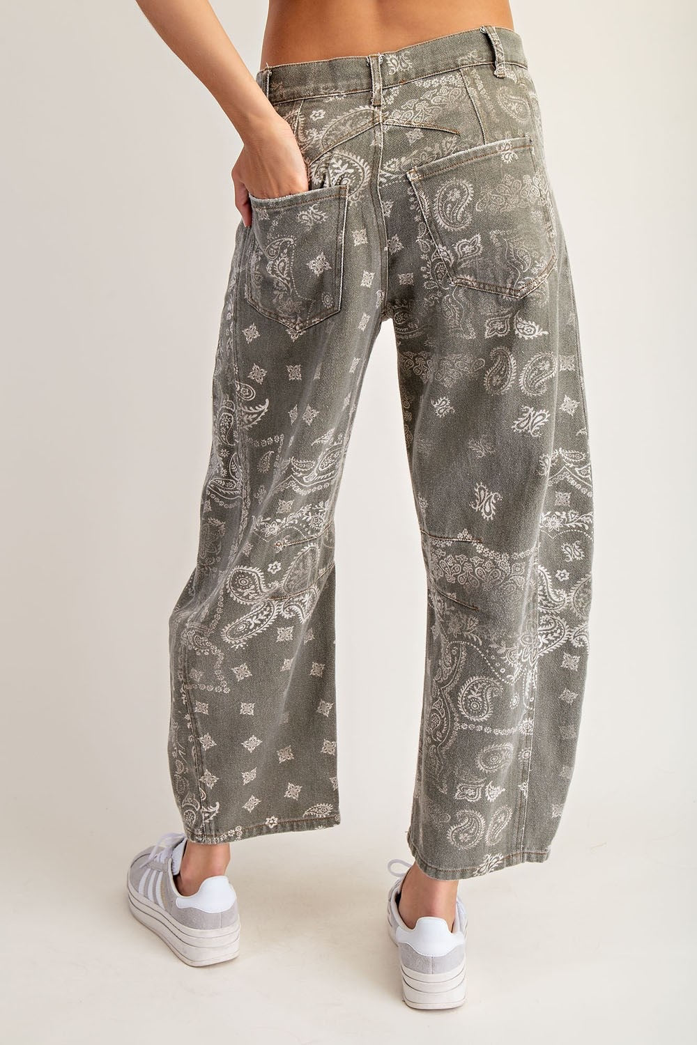 Eesome Bandana Print Barrel Jean - Army