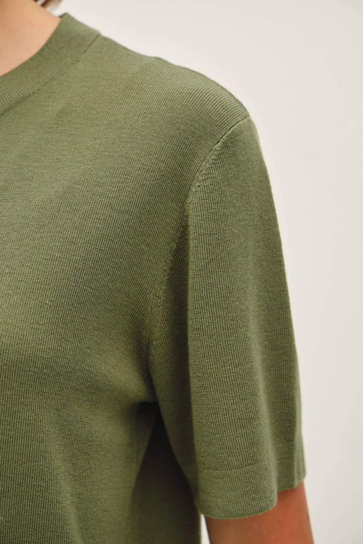 Cashmere Blended Short Sleeve Sweater - Olive
