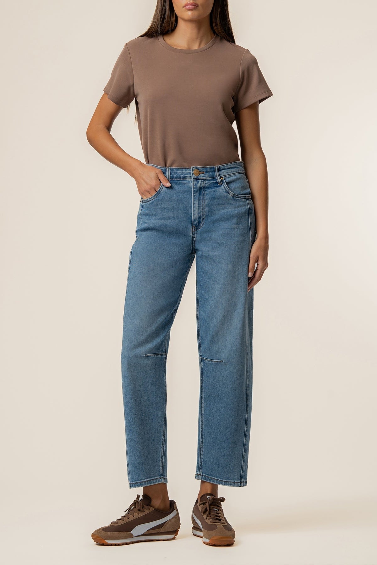 Kut Ashton High Rise Relaxed Leg Jean in Dynamic - front view