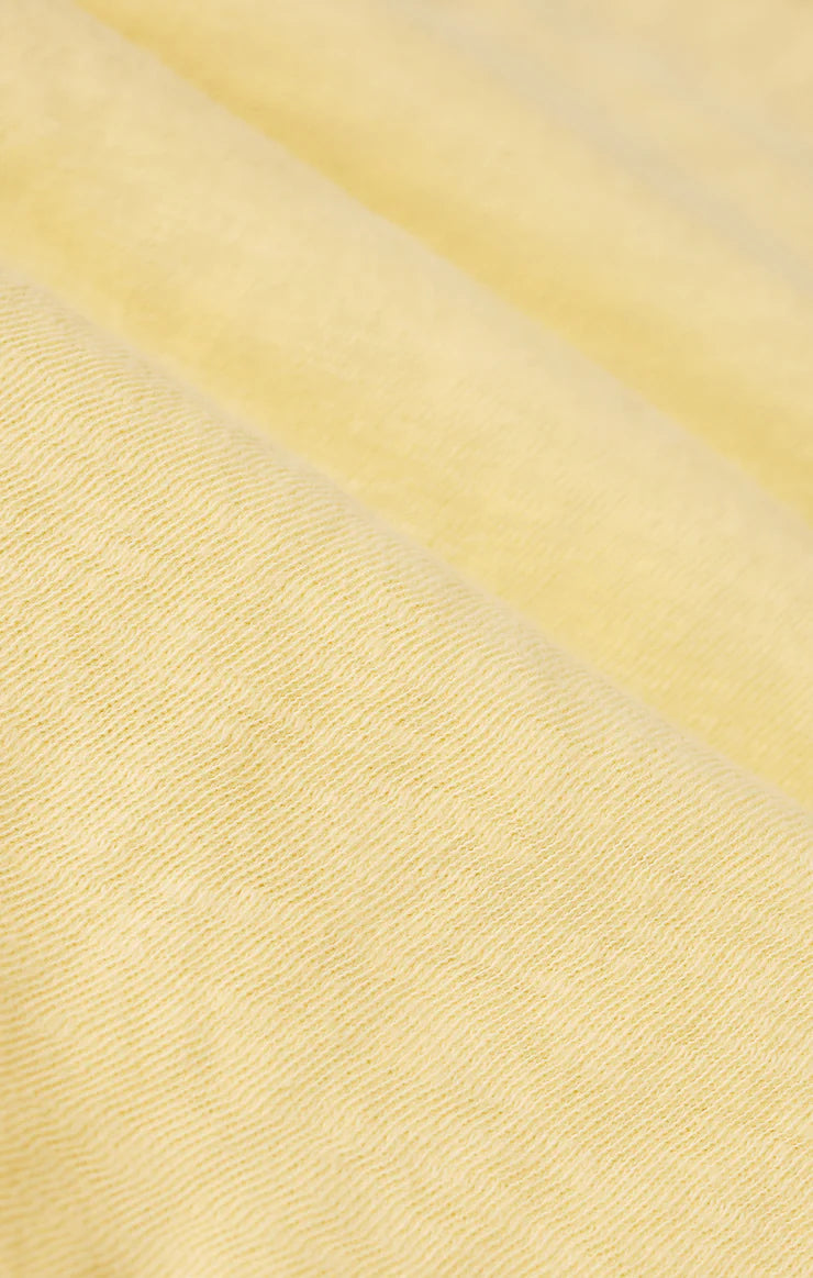 Z Supply Everyday Pocket Tee in Sunnyside, fabric detail