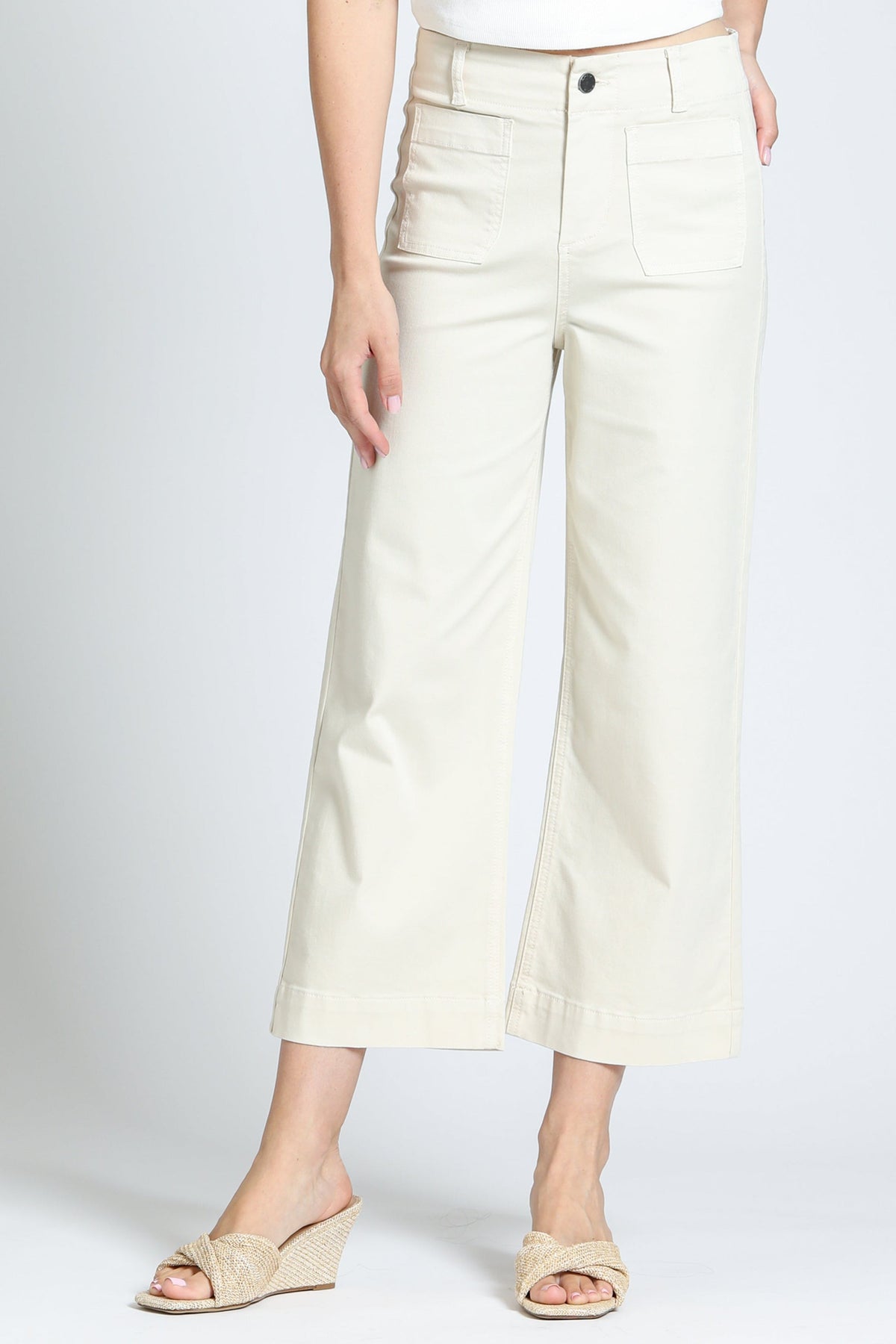 Front view of the APNY Cropped Wide Leg Pant with Patch Pocket in Natural