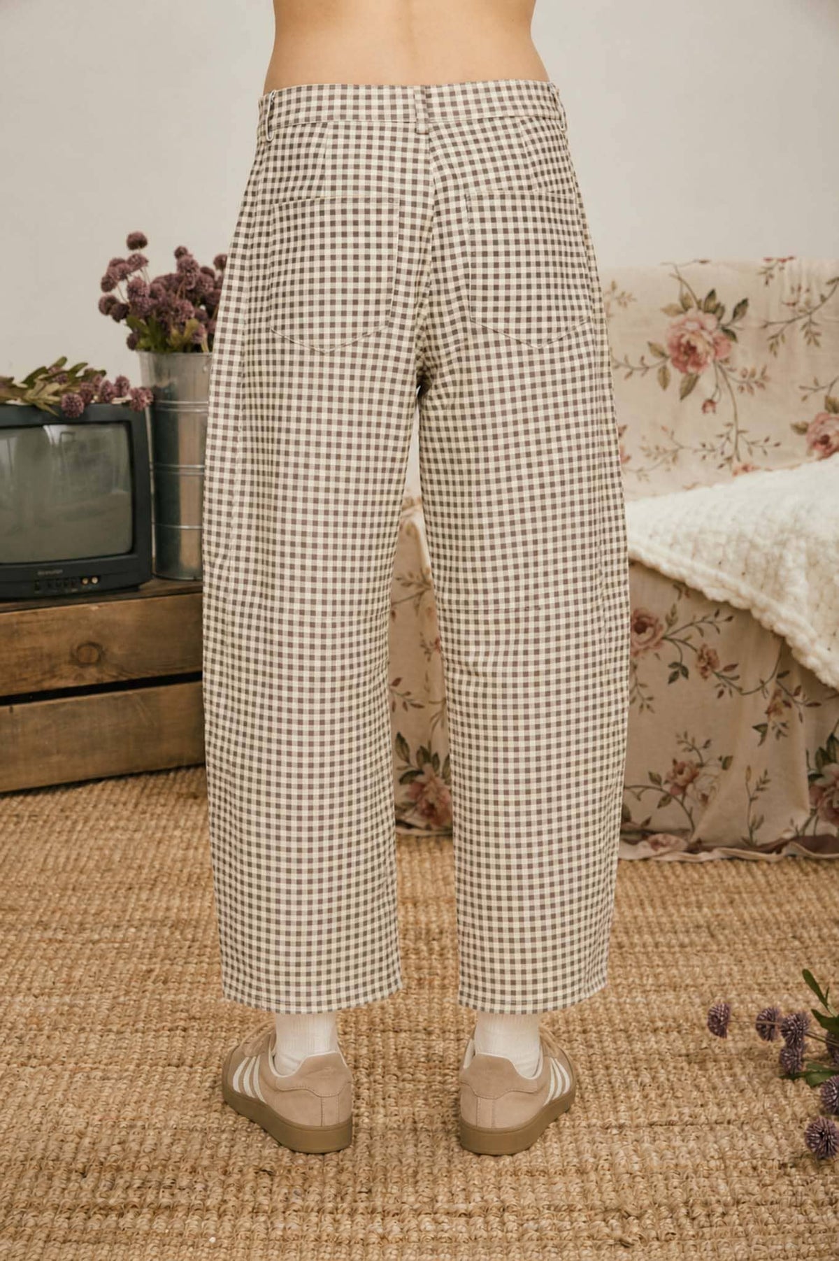 Blu Pepper Gingham Barrel Pant - Taupe