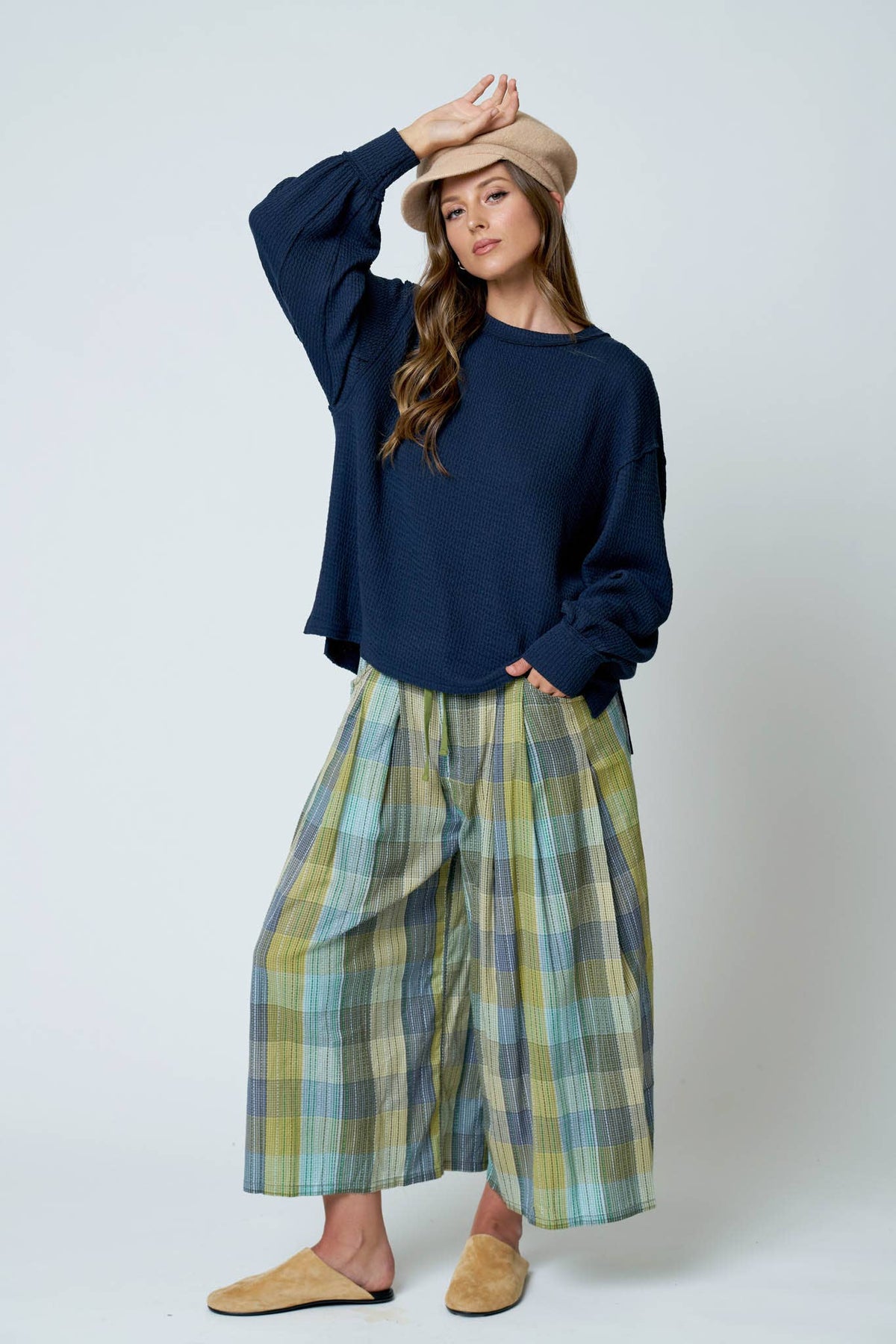 Blu Pepper Textured Exposed Seam Long Extended Sleeve Knit Top - Navy side view