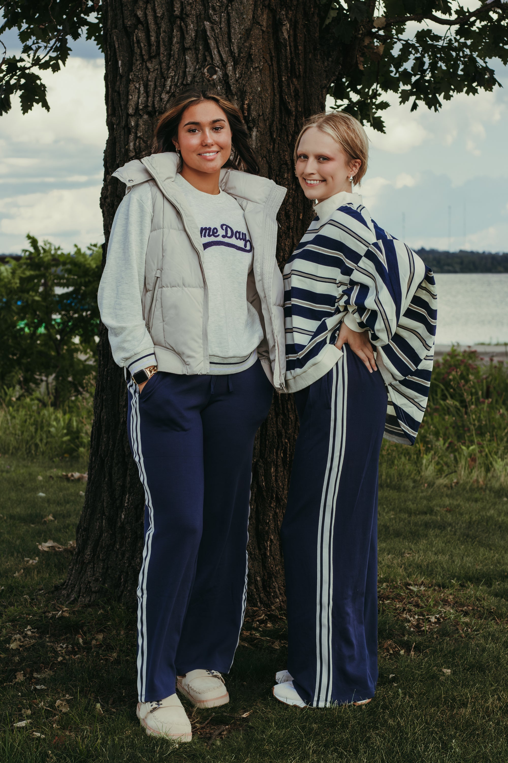 Bucketlist Striped Mock Neck Sweatshirt in Navy/Cream - front view
