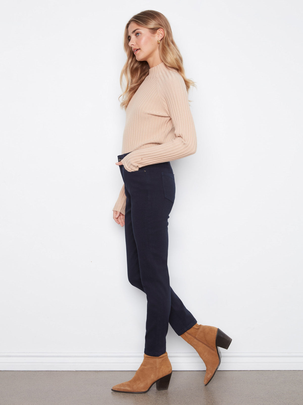 Charlie B Twill Slim Leg Pant in Navy - detail view