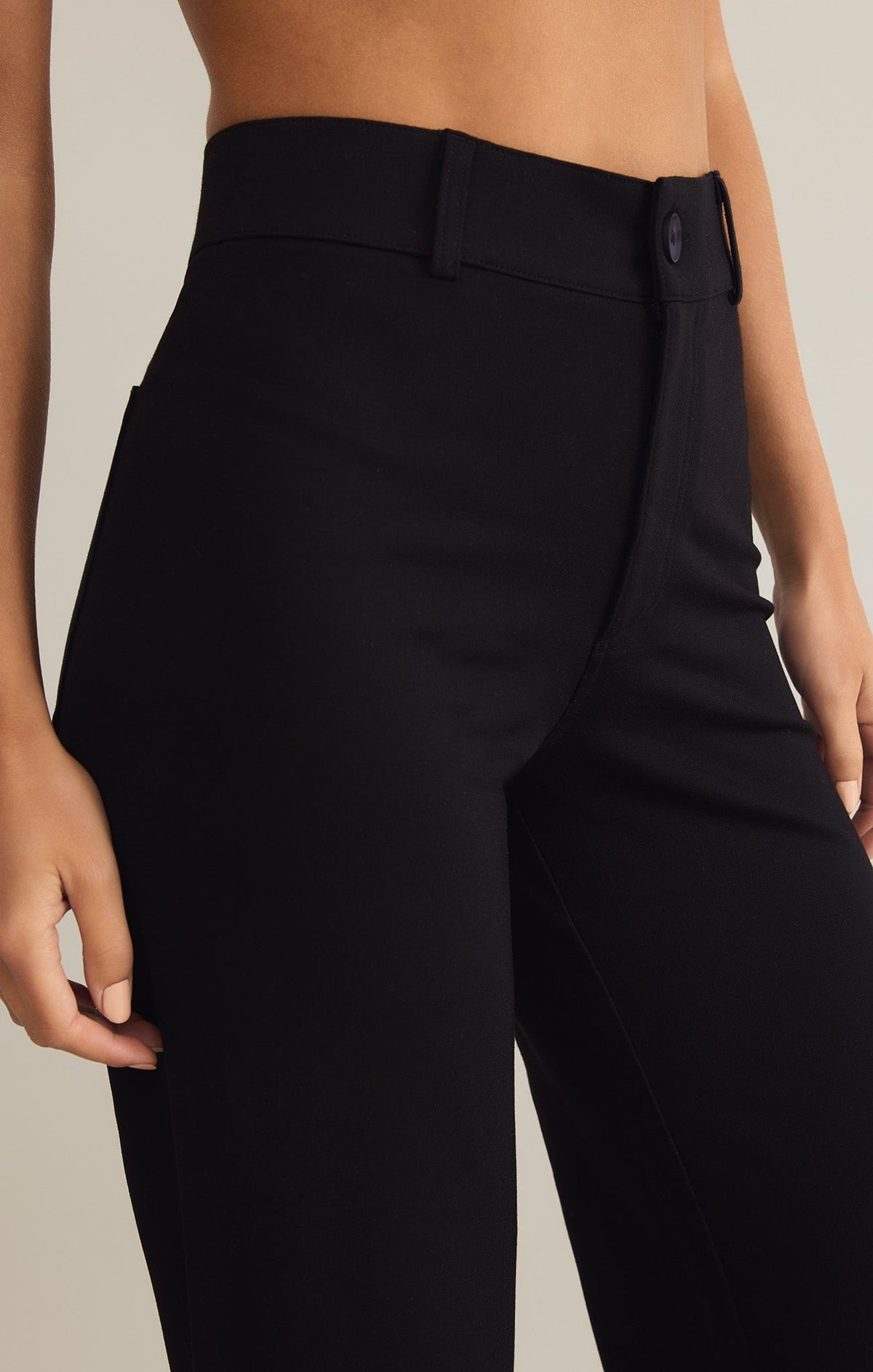 Z Supply Do It All Rilynn Pant in Black, close-up detail 2